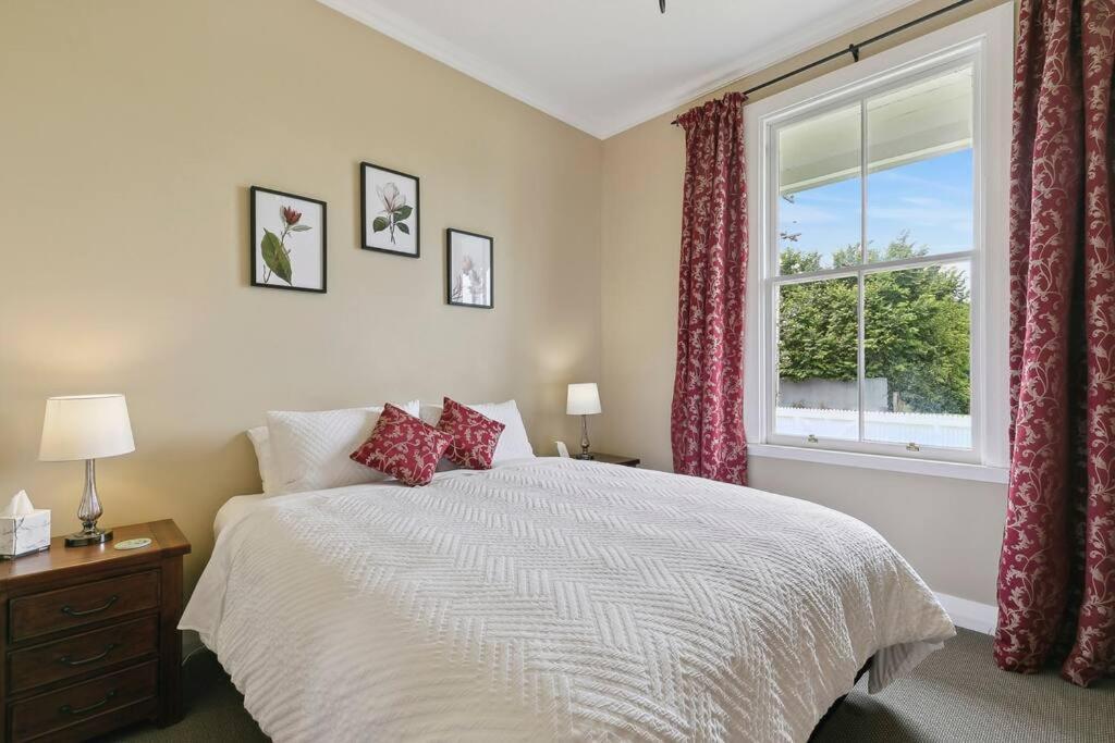 Historic Charm In Greytown - Cosy Kowhai Cottage Exteriör bild