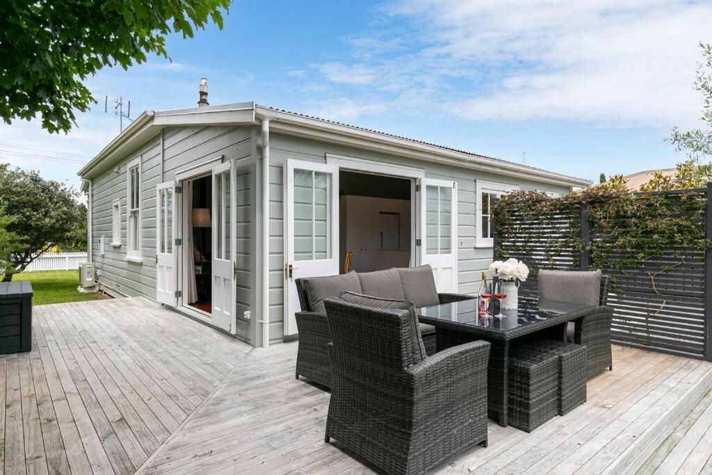 Historic Charm In Greytown - Cosy Kowhai Cottage Exteriör bild