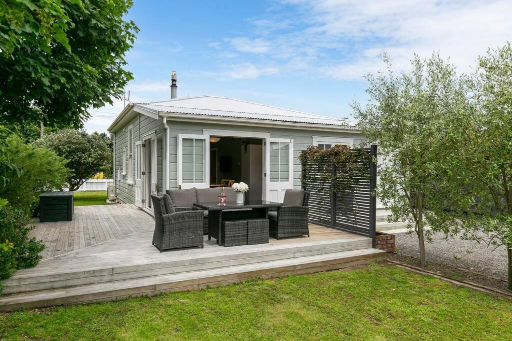 Historic Charm In Greytown - Cosy Kowhai Cottage Exteriör bild