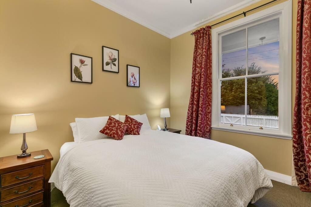 Historic Charm In Greytown - Cosy Kowhai Cottage Exteriör bild