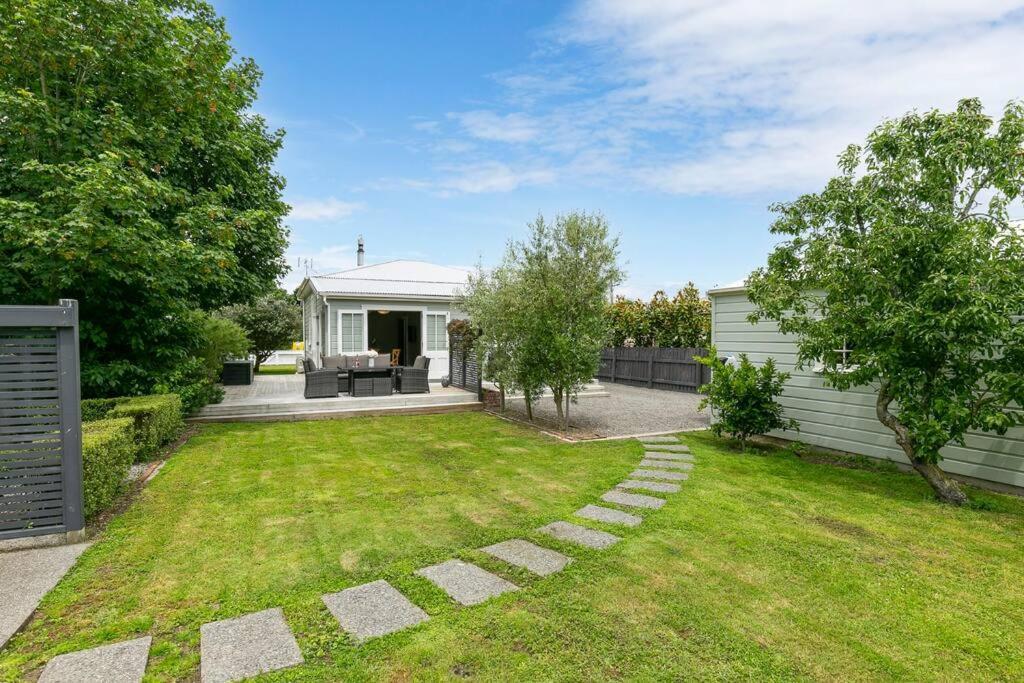 Historic Charm In Greytown - Cosy Kowhai Cottage Exteriör bild