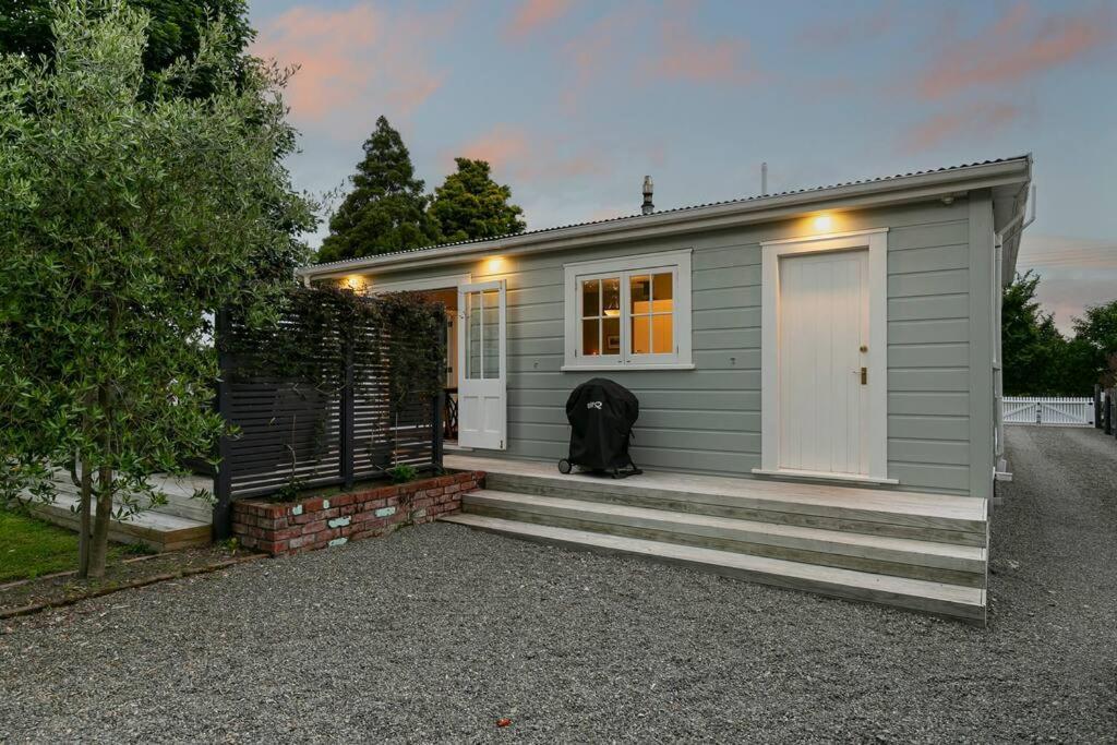 Historic Charm In Greytown - Cosy Kowhai Cottage Exteriör bild